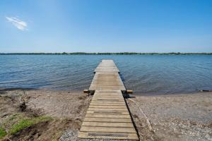 The Meadowlark - 115 Butternut