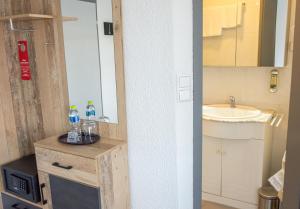 Economy Single Room room in Hotel-Cocco-Bello in der Villa Foret