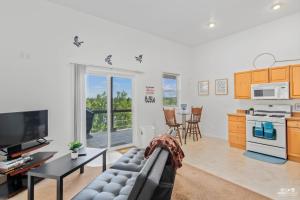 Kenai River Views and Access Soldotna Apartment!