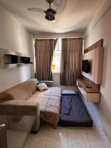 Vem curtir na praia e na cidade.