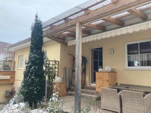 Toskanahaus, NJUALMS