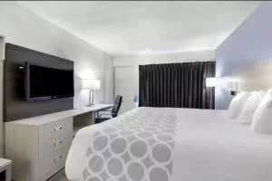 HomeBridge Extended Stay - كروسفيل