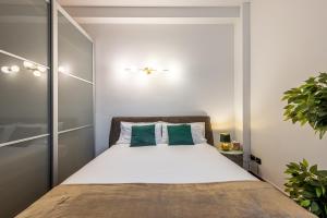 Niguarda stylish flat near M5