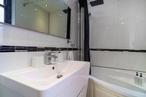 Stylish 2 bedroom apartment in Shoreditch - London