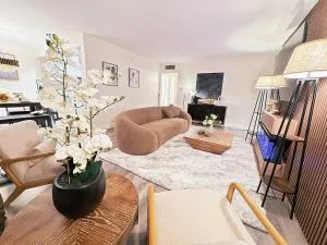 Engaging2B2B Parking DT Alhambra - 帕萨迪纳