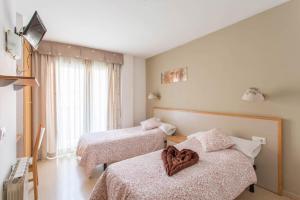 Double or Twin Room with Balcony room in Hotel Cosmos Tarragona