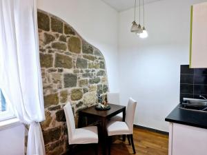 Beach City Pearls Apartments