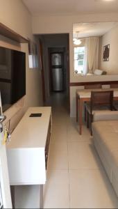 Apt todo reformado, 180m da praia região central BC