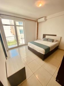 Depa con alberca a 2 minutos Playa Vicente Fox 1