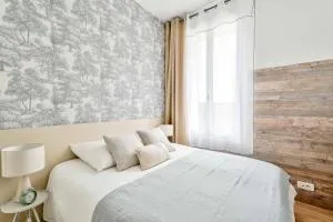 Gare en Face à pied - Paris 10mn - Parking Privé Gratuit - De 1 à 8 personnes - Souplex - Tout équipé - Entièrement Rénové - 塞纳河畔埃皮奈