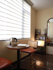 ONCÊ LIVING and COFFEE