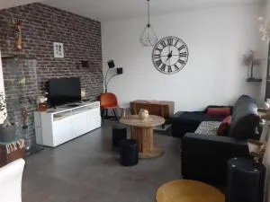 Maison porte de Rouen - 蒙蒂尼