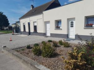 Maisons de vacances Le Gite des 4 Saisons Maison de vacances avec parking et jardin : photos des chambres