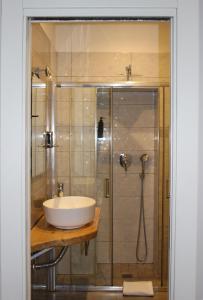 Beverello Rooms