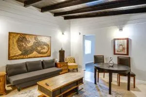 Hike and Explore Studio Stay in Frazier Park - Lebec