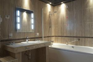 Borovets Hills Ski & Spa - Half Board