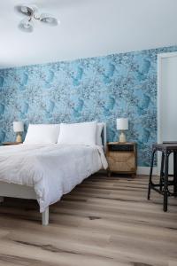 Queen Room room in The Windmoor Lodge