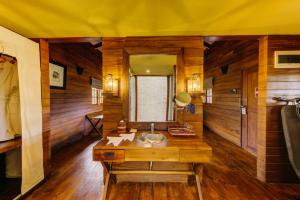 Cinnamon Wild Yala