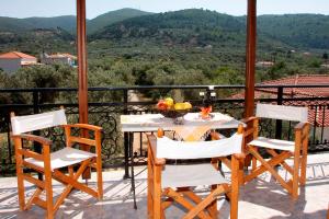 Artemis Bungalows Skopelos Greece