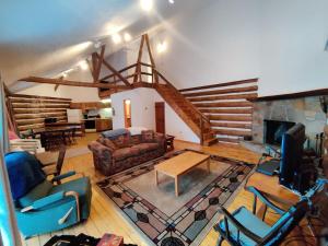 Cozy Adirondack JEM Your Four Season Getaway