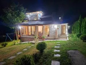 Mountain House Brutusi 17 Bjelasnica Trnovo BIH - Dujmovići