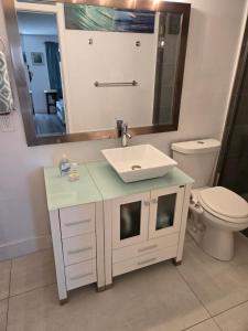 Getaway At The Marina