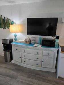 Getaway At The Marina