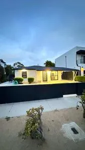 Modern Studio Stylish &Cozy Right Unit - Del Ray