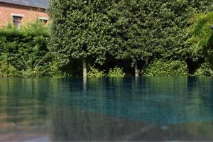 villa de luxe avec piscine et jacuzzi xxl