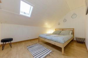 Maisons de vacances Maison de campagne renovee proche Argenton Sur creuse : photos des chambres
