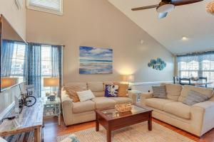 Walk to Beaches Resort Getaway Near Pier Park!