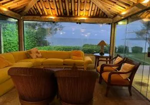 Casa de Luxo a Beira Mar em Búzios, RJ - Búzios