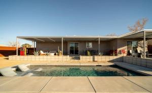 Hidden Valley Cottage - Modern Home in JT Hot Tub