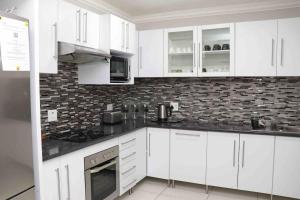 Luxurious 1 Bedroom Flat No 1 in Windhoek