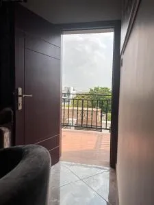 Jim nur Property - Tema