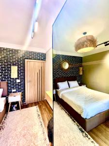 Luxury Flat Pyramidsview