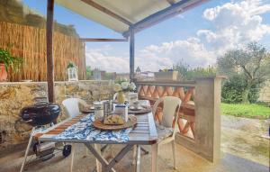 2 Bedroom Beautiful Home In Massarosa