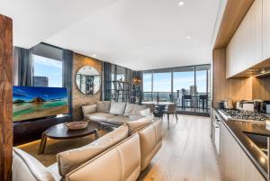 Opulent Penthouse With City Views In Parramatta