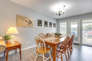 Fire Pit and Dock Lake of the Ozarks Retreat!