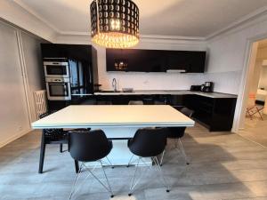 Appartements Residence Le Constellation - Logement spacieux au coeur ville d'Aix les Bains ! MAE-6394 : photos des chambres