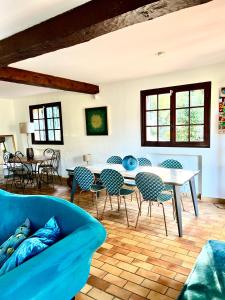 Entre Nice et Monaco grande Villa avec piscine privée 12 personnes