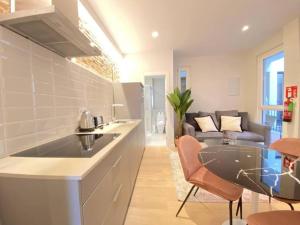 Suites La Latiina - Madrid Centro AH