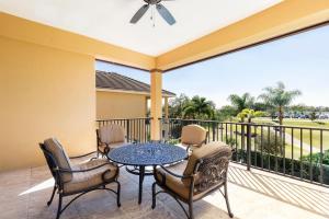 NM334L Legends Estate