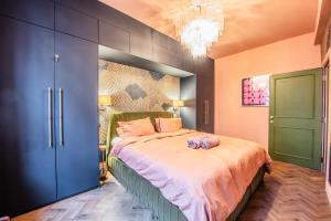 Stylish 2Bed Flat interiors designed by Soho House