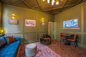 Stylish 2Bed Flat interiors designed by Soho House