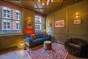Stylish 2Bed Flat interiors designed by Soho House