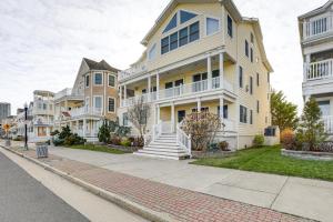 Steps to Shore Spacious Atlantic City Retreat!