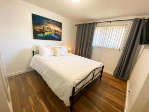 Updated duplex near Gonzaga and Downtown Spokane