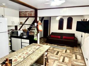 EXCELENTE CASA 3 SUITES PRAIA DO FORTE Cabo Frio