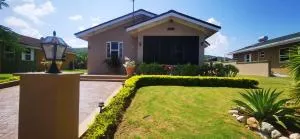 A serene getaway by the oasis - Silver Sands